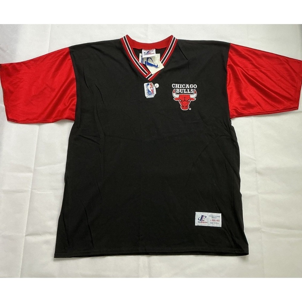 Vintage Logo Athletic Chicago Bulls NBA Shooting Shirt Black Red Mens L NWT USA